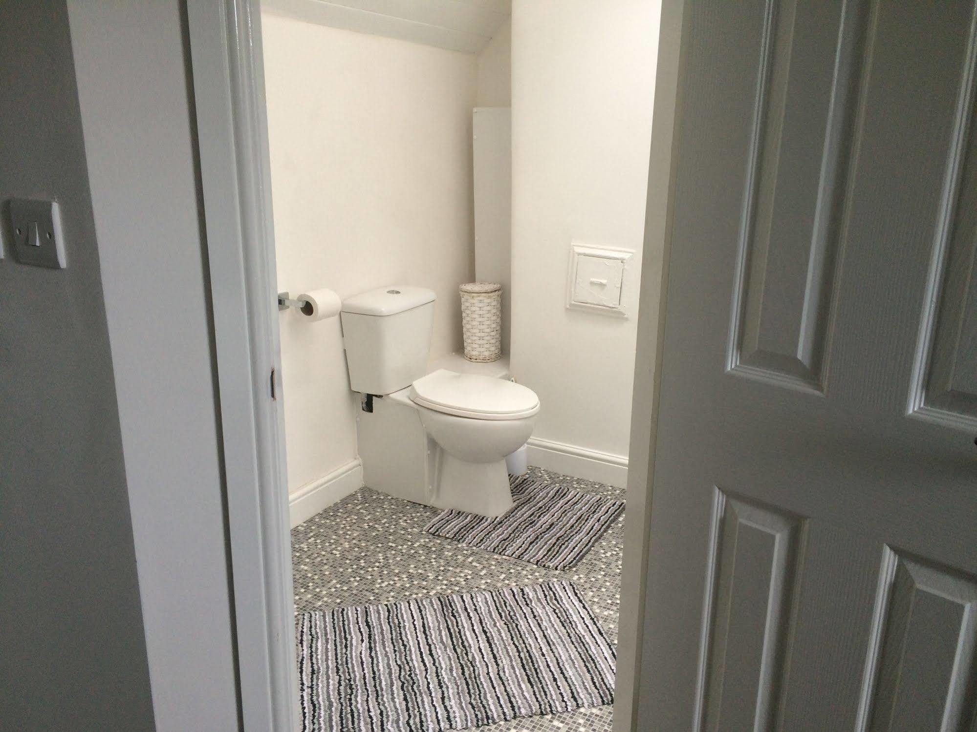 Homestay Regent Serviced *